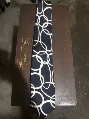 Andrew’s Ties Black/White